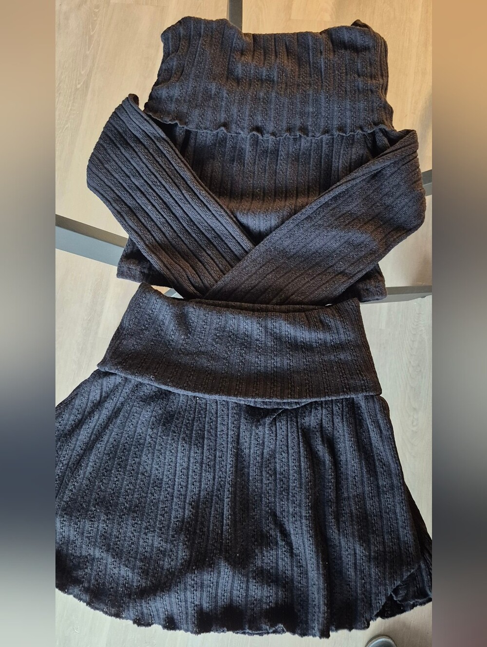 Hoaka Off The Shoulder Shirt and Skirt